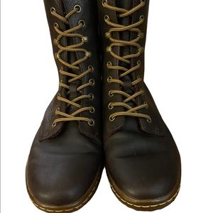 Dr martens air walk bouncestep fold over tehhani combat boots